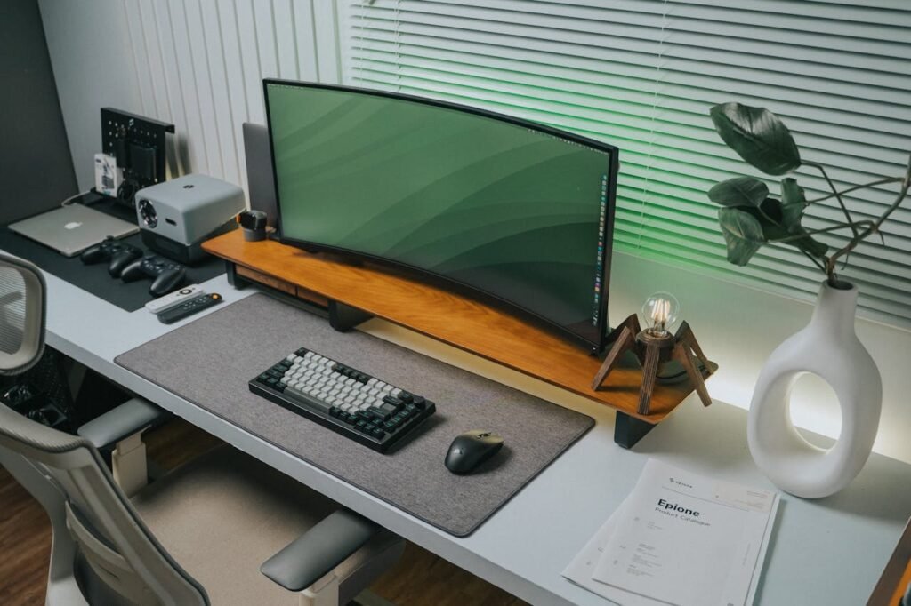 12-Essential-Elements-for-a-Functional-Home-Office-Design-That-Works